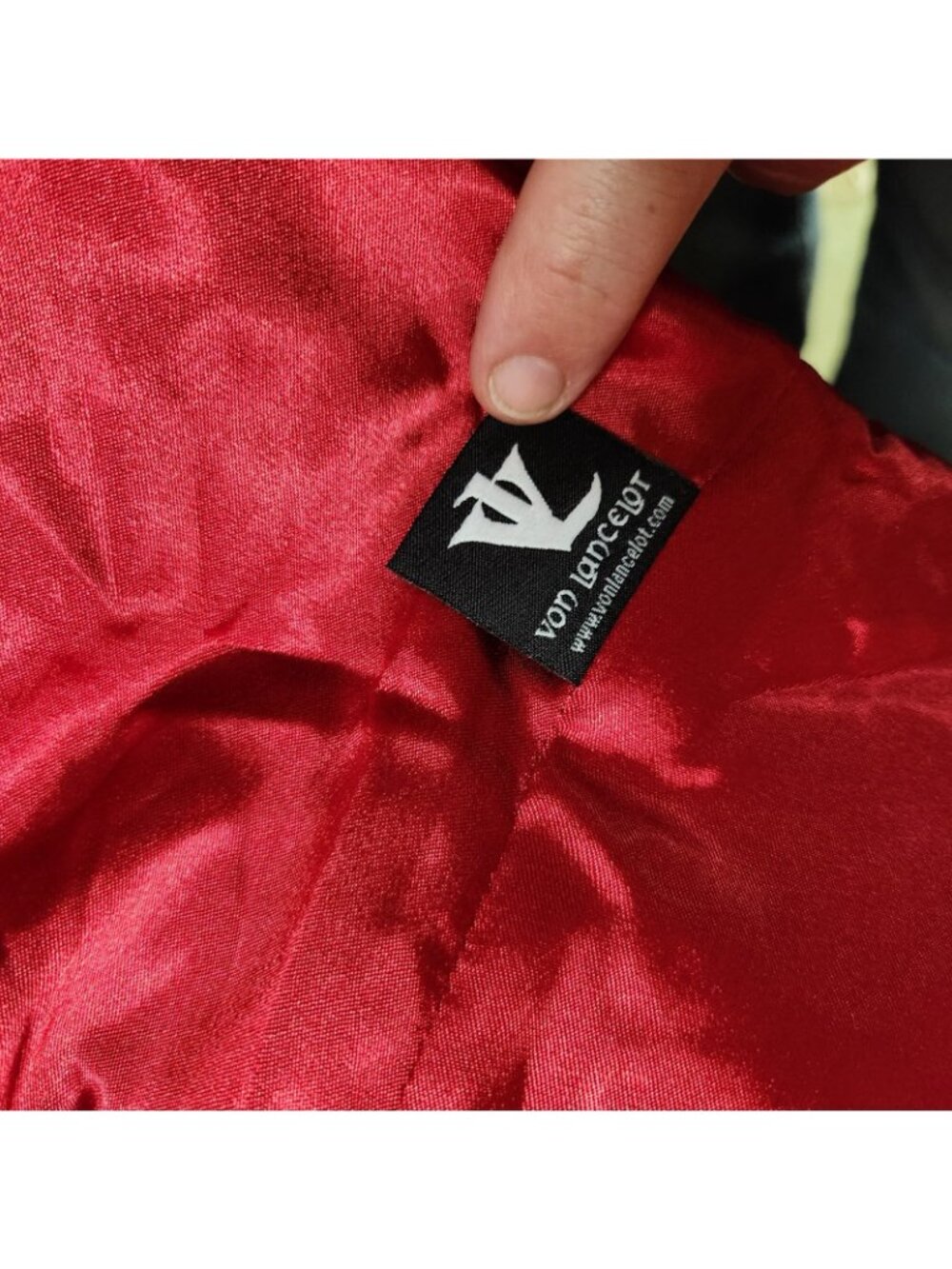 Von Lancelot Red Black Jacket Coat Adult Size LARGE Pirate Cosplay Costume - Picture 10 of 11